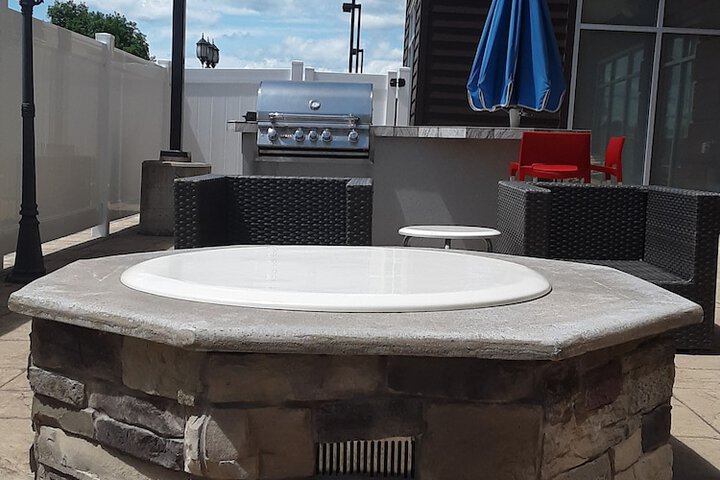Fairfield Inn & Suites Utica