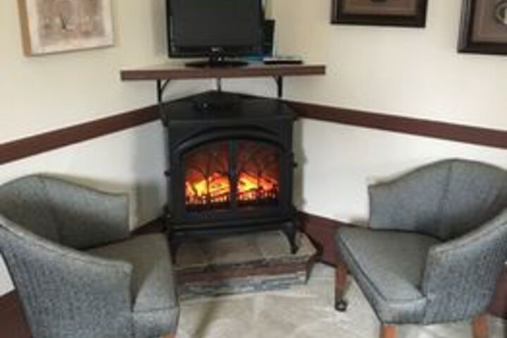 White Swan Inn Bed & Breakfast