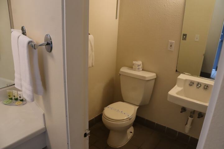 Room 12 of 44