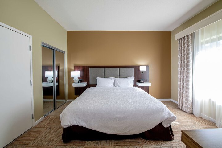 Room 16 of 29