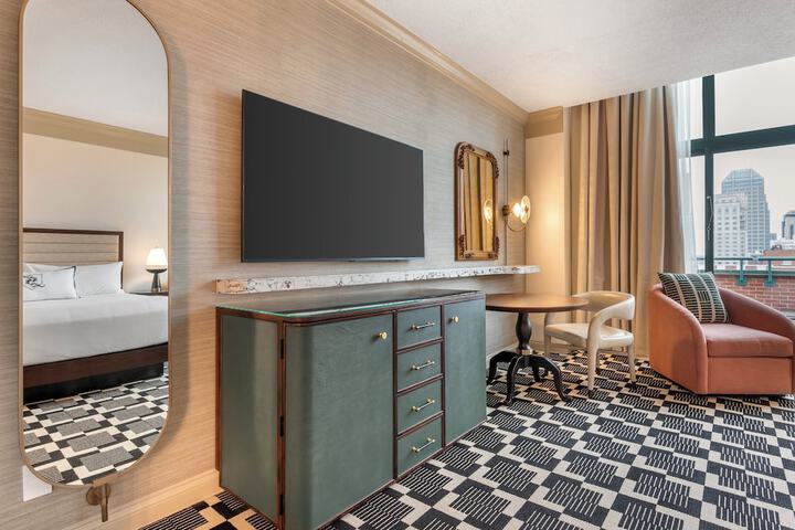 Omni Severin Hotel