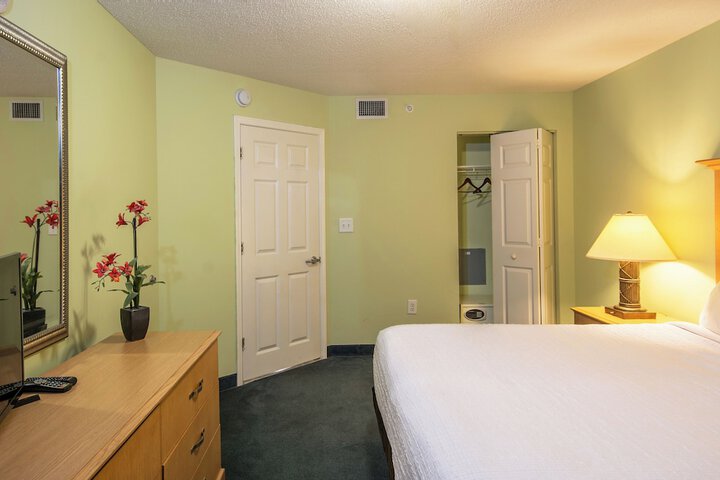 Room 31 of 66