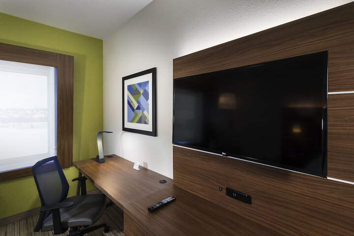 Room 20 of 39