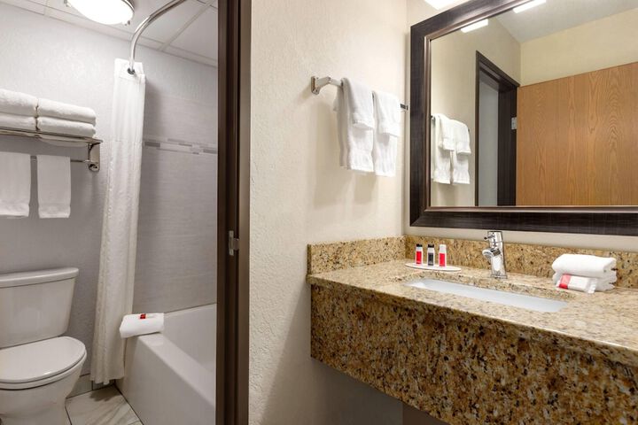 Baymont by Wyndham Owatonna