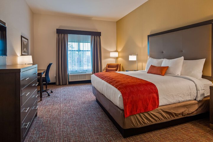 Room 21 of 35