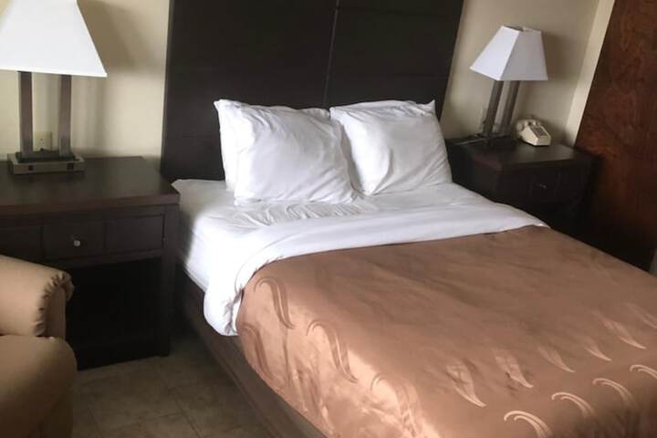 Room 18 of 31