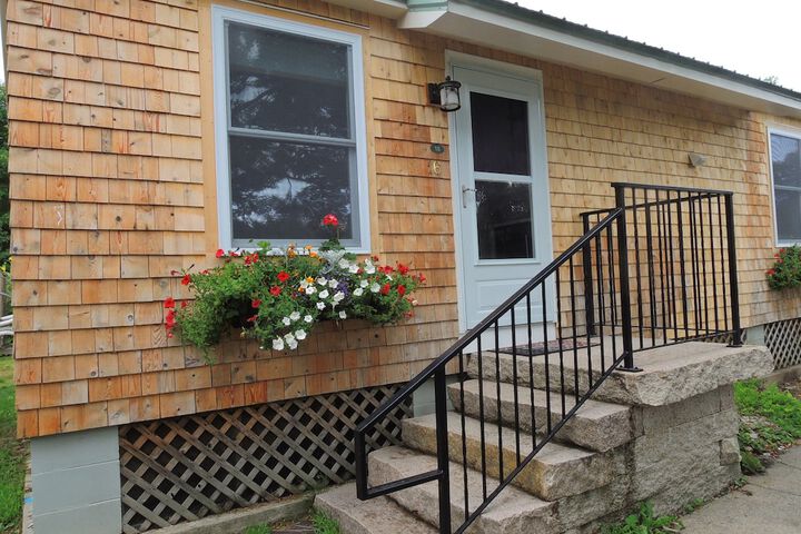Shorelands Guest Resort and Cottages
