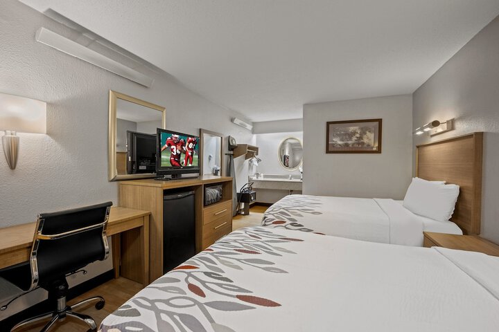 Room 16 of 24