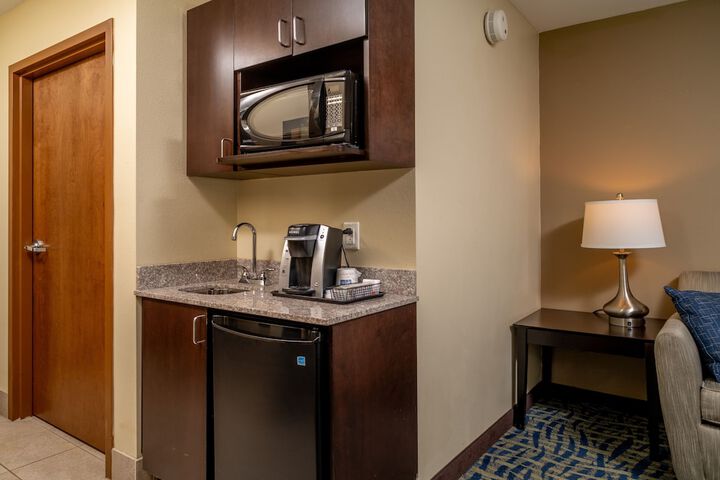 Room 32 of 54