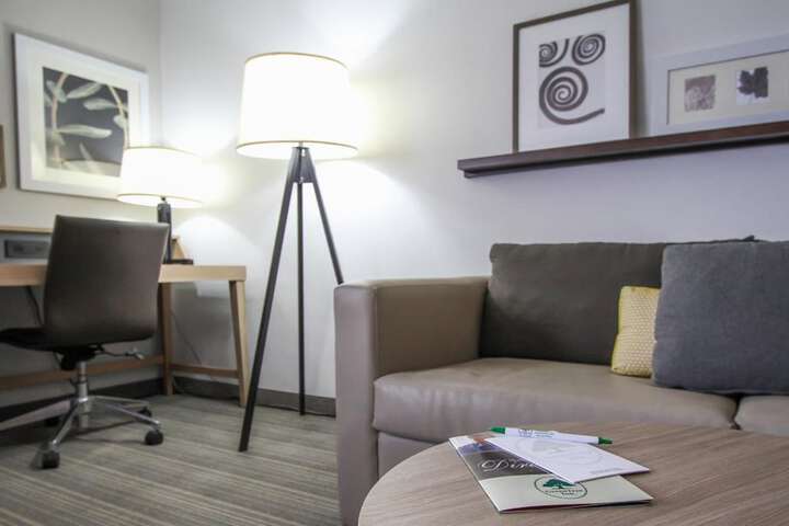 Room 25 of 43