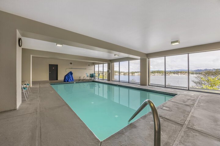 Best Western Pier Point Inn