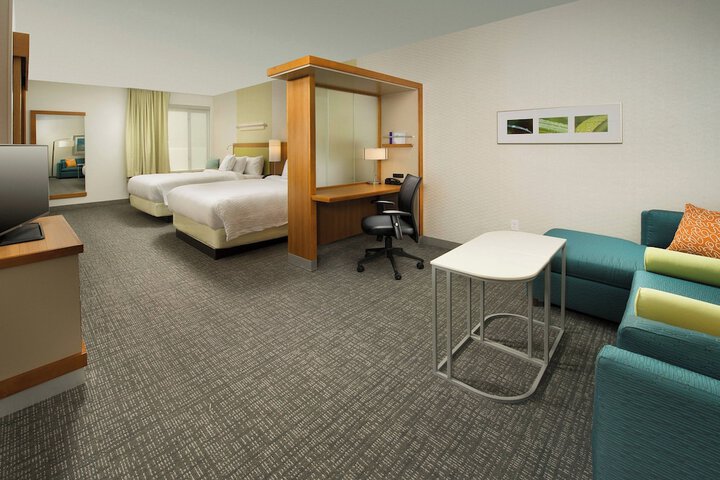 Room 9 of 27