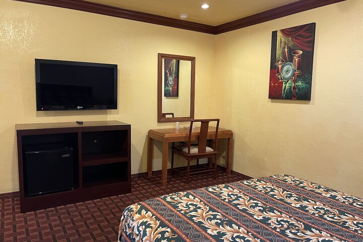 Room 20 of 43