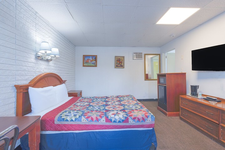 Room 28 of 78