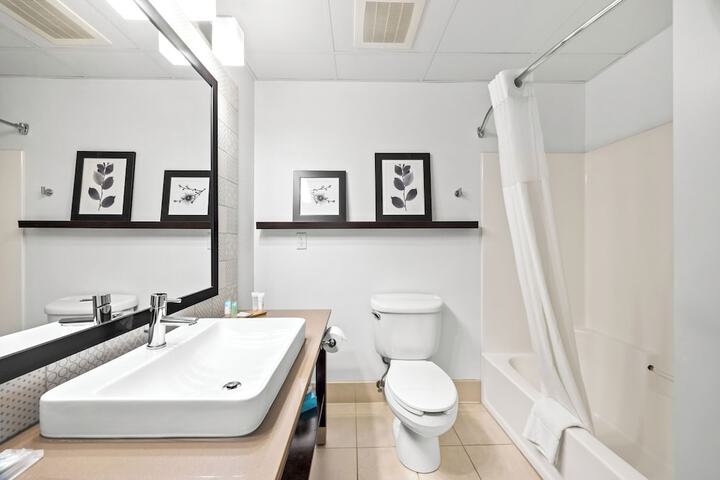Independence Stay Hotel & Suites