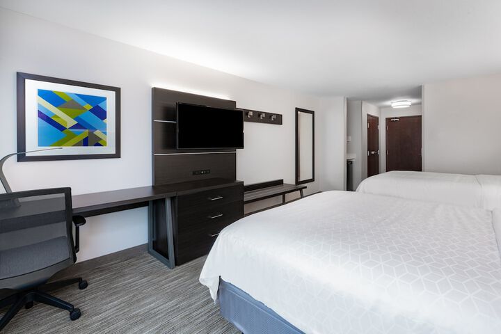 Holiday Inn Express & Suites Trinidad by IHG