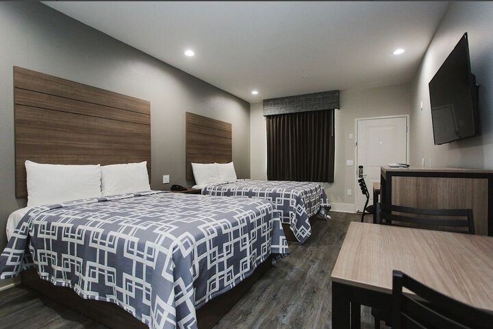 Room 48 of 57