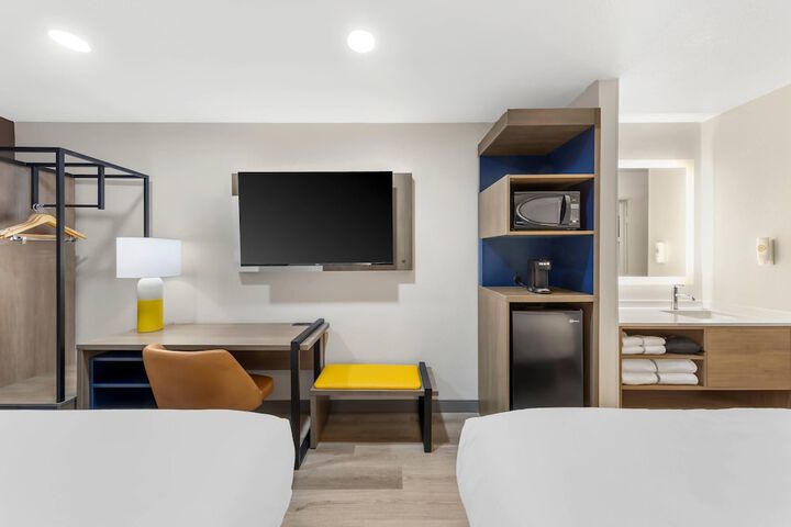 Comfort Inn Fontana