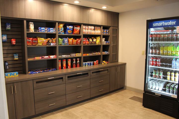 Holiday Inn Express & Suites Enterprise by IHG