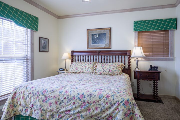Whitestone Inn
