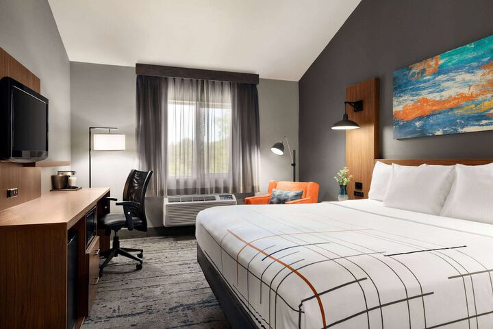 La Quinta Inn & Suites by Wyndham Salem OR