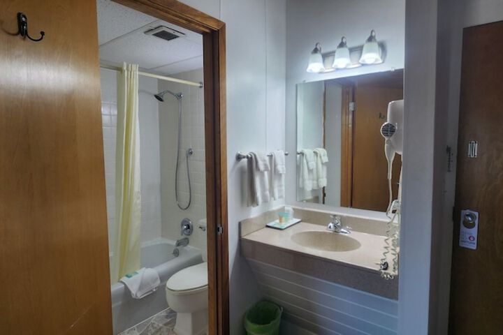 Room 20 of 57