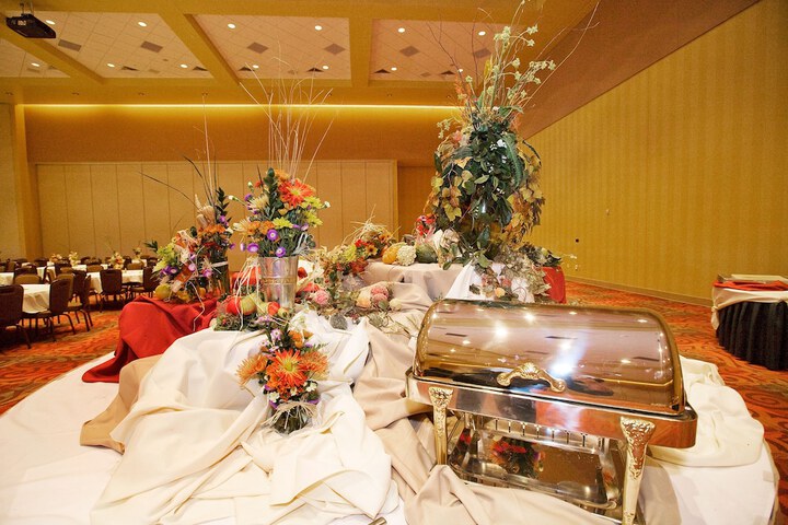 Ballroom/Hall 62 of 77