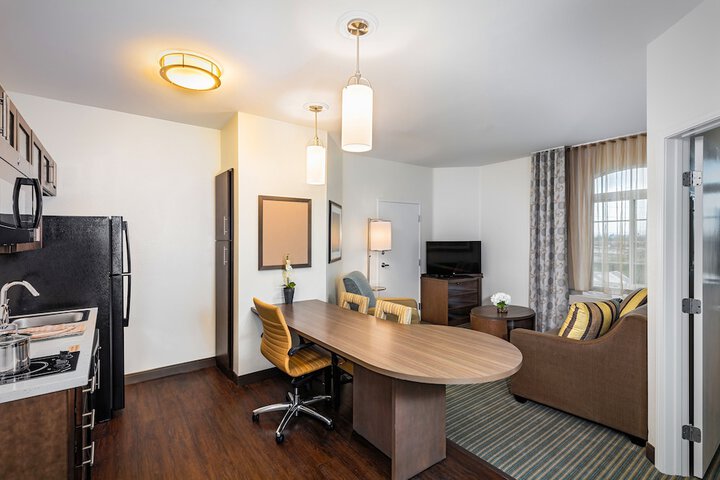 Room 51 of 61