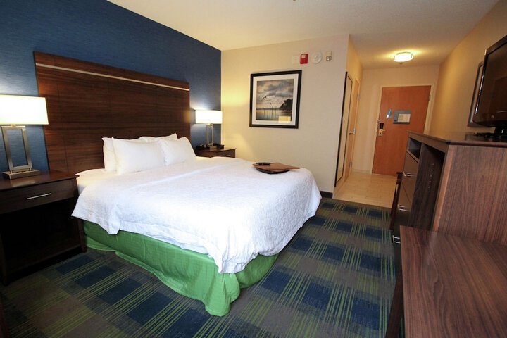 Room 9 of 26