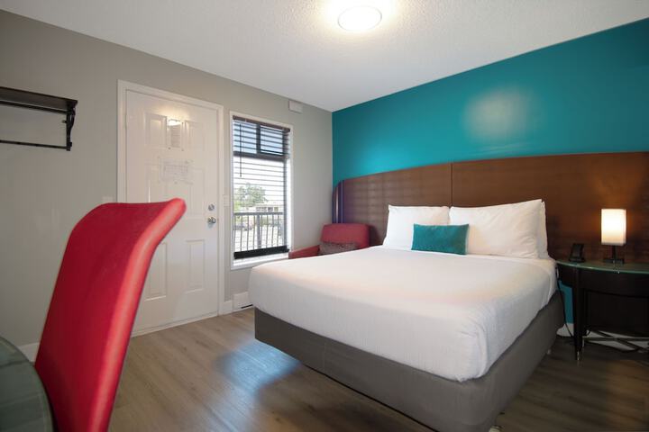 Room 18 of 34