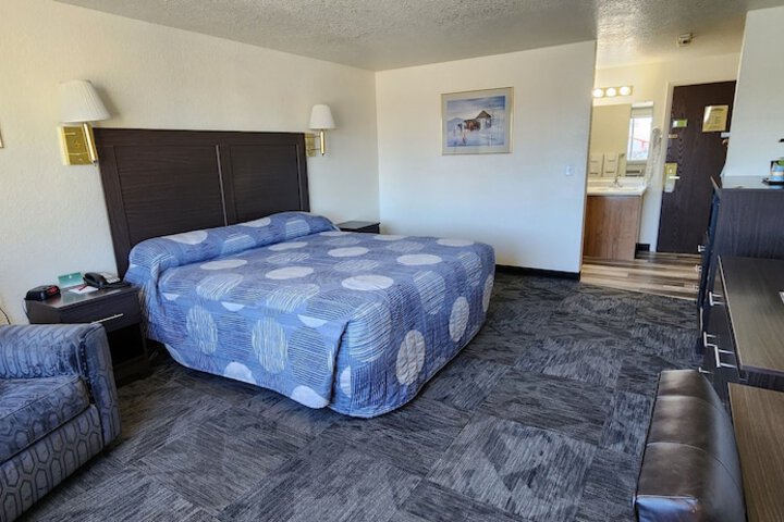 Room 12 of 31