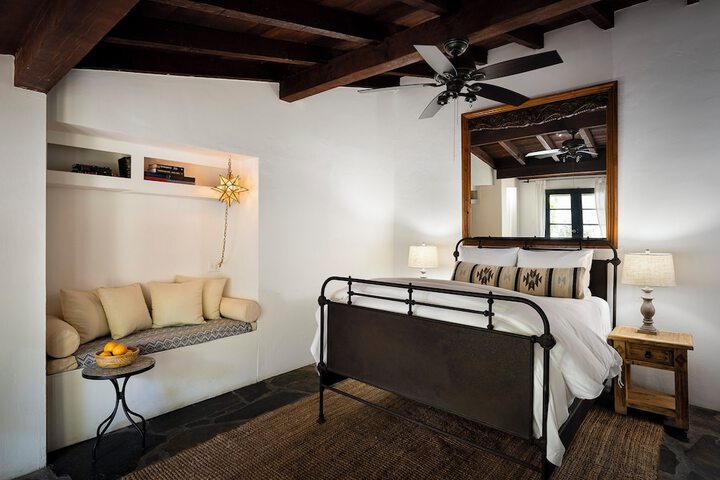 Room 202 of 253