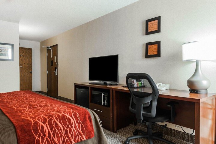 Room 25 of 34