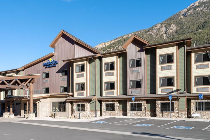 Microtel Inn & Suites by Wyndham Georgetown Lake
