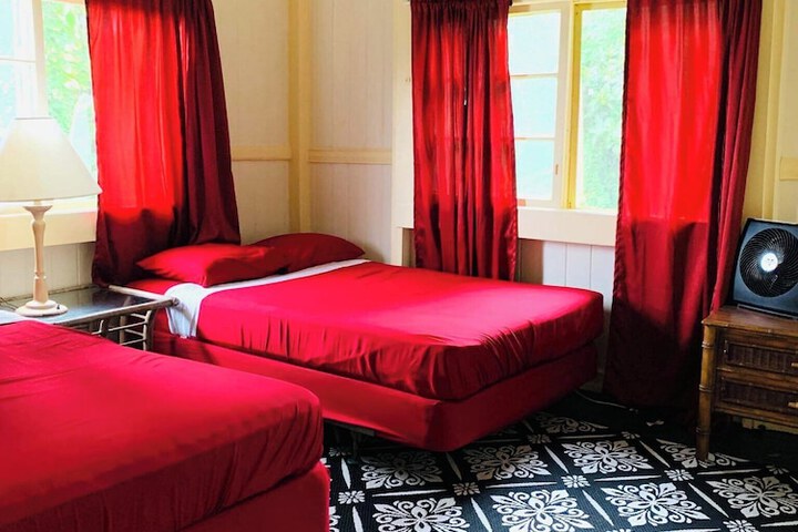 Wild Ginger Hotel