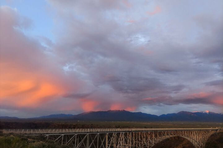 Sagebrush Inn & Suites