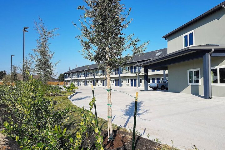 Empire Inn Cypress