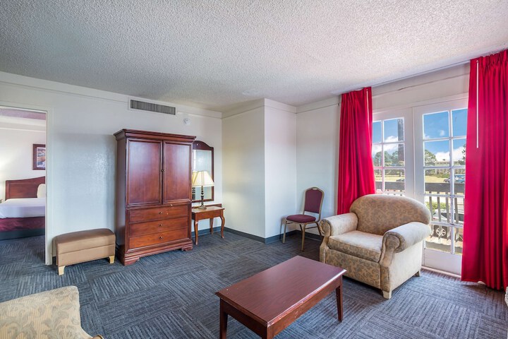 Room 43 of 57