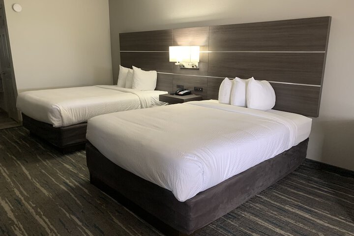 Days Inn by Wyndham Wagoner