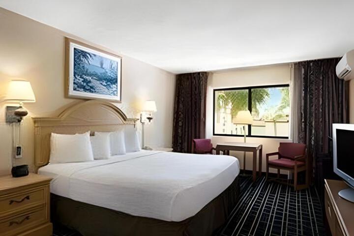 Space Coast Hotel Titusville-Kennedy Space Center