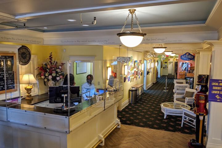Hotel Interior 9 of 26