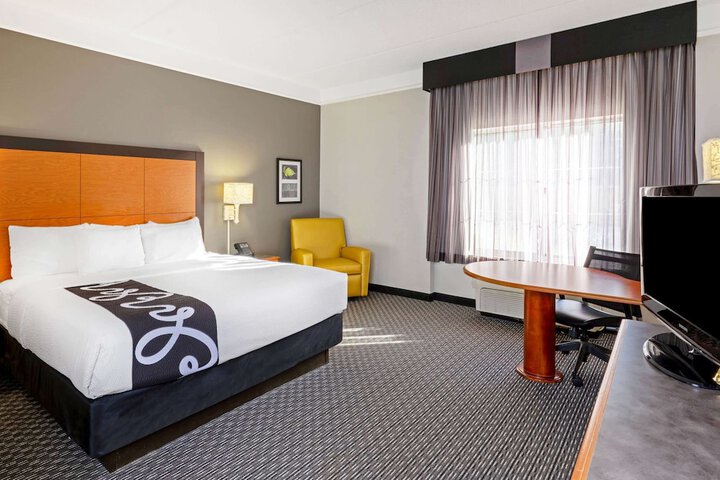 Room 19 of 25