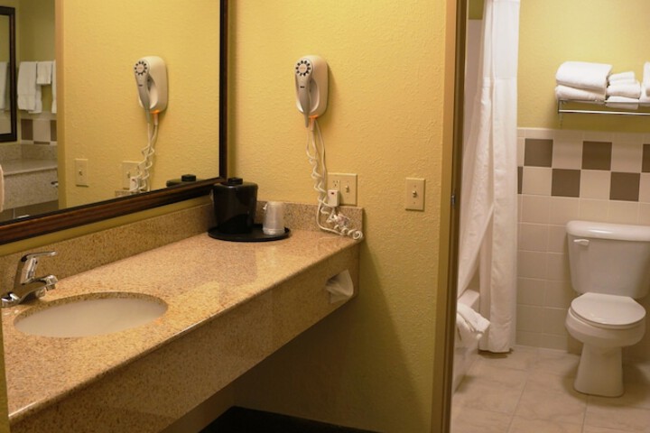 Room 44 of 61