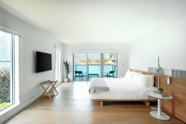 Beach Haus Bal Harbour