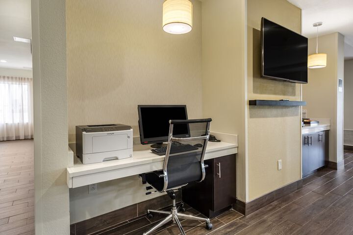 Garner Hotel Clarksville Northeast by IHG