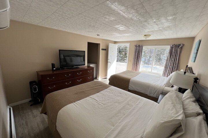 Room 62 of 153