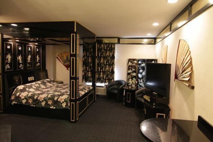 Room 7 of 39