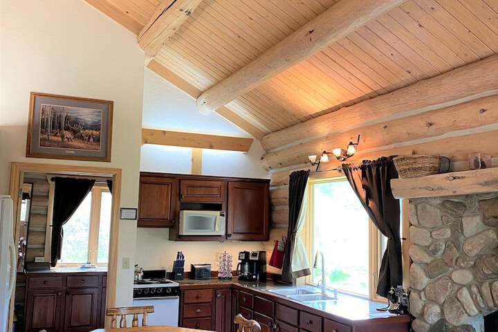 Rye Creek Lodge