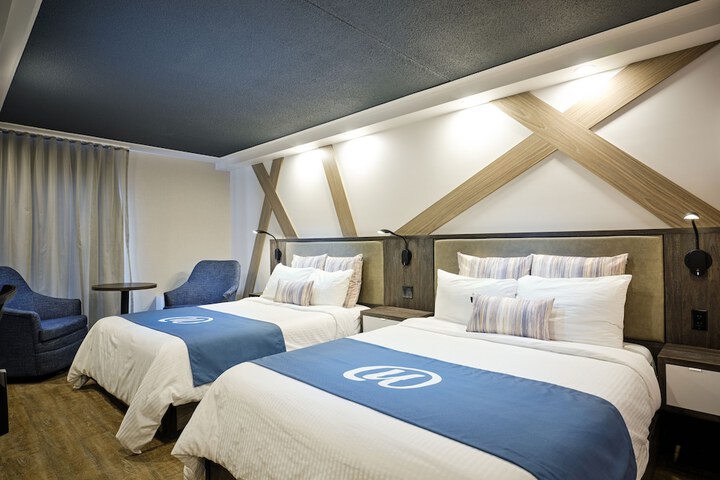 Room 10 of 47