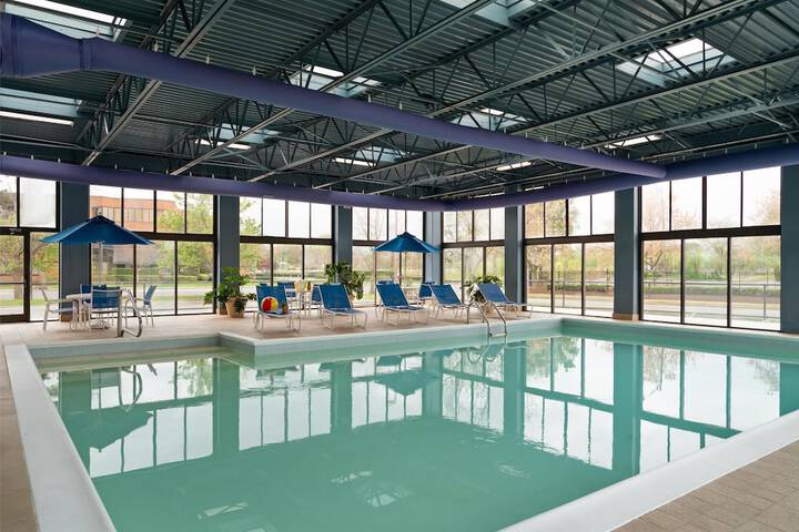 DoubleTree by Hilton Virginia Beach